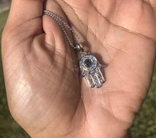 Load image into Gallery viewer, Hamsa Necklace